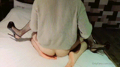 我为这个美丽的女孩射了（henry_sera） 动图预览 - 私房ACG - sifacg.com