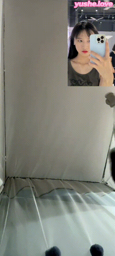 极品反差可爱小骚货女大学生和闺蜜全裸打视频 动图预览 - 私房ACG - sifacg.com