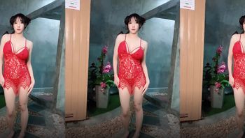 红色的性感装【muaymyb 】 - 私房ACG - sifacg.com