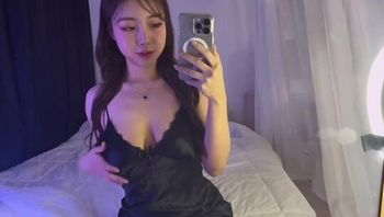 像木瓜一樣大的爆乳美女 乳交非常耐玩 - 私房ACG - sifacg.com