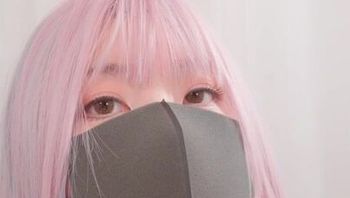 「香港極品美少女」化身可愛兔兔吃棒棒 - 私房ACG - sifacg.com