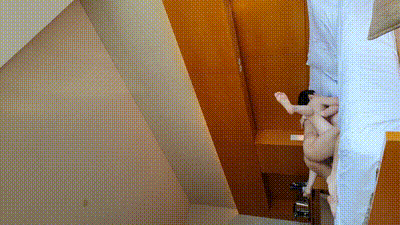 雪白美肌豐滿欲姐窗推後入 看著街景很刺激 动图预览 - 私房ACG - sifacg.com