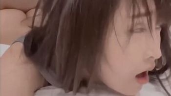 後入大奶眼鏡女友 脫下眼鏡清純可愛被操翻白眼 - 私房ACG - sifacg.com