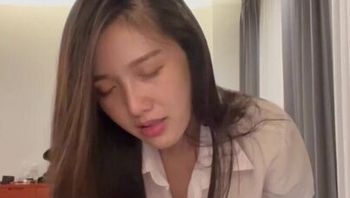 白虎性感OL來回吸吮肉棒 男主受不住騷氣呻吟內射了 - 私房ACG - sifacg.com