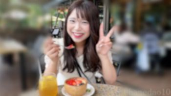 FC2PPV4728960 天真爛漫笑容可愛的美容師被插入後理性崩潰哀求射進白虎穴裡[Part1] - 私房ACG - sifangacg.com