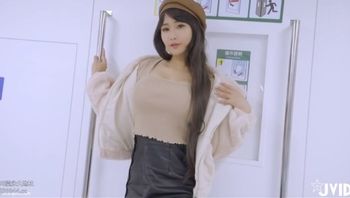 巨乳妹子電車再遇電梯痴漢慘被要脅電車上激情啪啪 - 私房ACG - sifacg.com