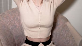 FC2PPV4694073 窈窕身材Hina醬在火熱的夜晚激情做愛 陰道連續高潮 - 私房ACG - sifangacg.com