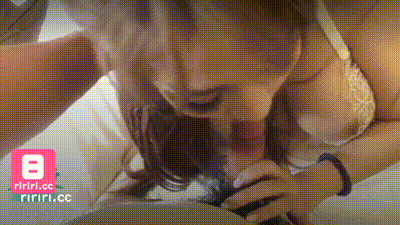 正妹小媛騷氣聲音說攝影師雞雞很小 後被硬棒棒怒插小穴爽翻 动图预览 - 私房ACG - sifangacg.com