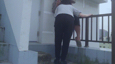 FC2PPV4676435 只需3萬日元便可享受膚白女孩天台口交服務 动图预览 - 私房ACG - sifacg.com