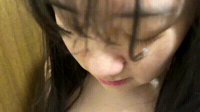 FC2PPV4670431 可愛的越南學生超級敏感乳頭 即使是危險日仍然被內射[Part2] 动图预览 - 私房ACG - sifacg.com