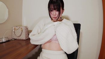 FC2PPV4665596 20歲純純萌妹火辣胴體白虎蜜穴被大量中出 - 私房ACG - sifangacg.com