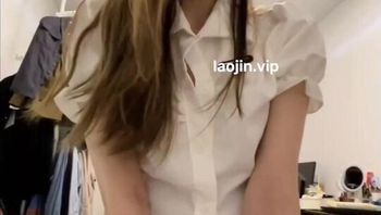 22歲氣質女友 兔女郎裝OL服騎上來真的讓人難以忍受 - 私房ACG - sifacg.com