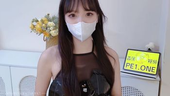 色情主播直播勾引外賣小哥 - 私房ACG - sifacg.com