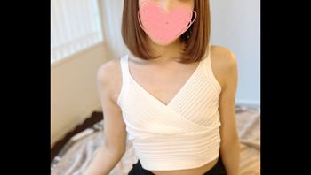 FC2PPV4640891 18歲白皙纖細正妹 如此誘人胴體被人暴力爆操兩連發[Part1] - 私房ACG - sifangacg.com