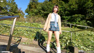 FC2PPV4612759 短髮學生害羞地野外露出鐵路上露出 到酒店啪啪[Part1] 动图预览 - 私房ACG - sifangacg.com