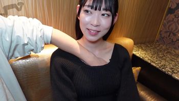 FC2PPV4598708 膚白苗條正妹潮吹水柱激噴 被內射兩次[Part1] - 私房ACG - sifangacg.com