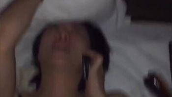 淫蕩妻子私下很喜歡制服誘惑 做愛中途忍著高潮打電話 - 私房ACG - sifacg.com