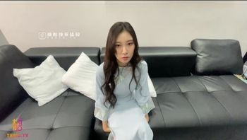 KTV沙發上爆操朋友的淫蕩女友 從後插入美妙呻吟 - 私房ACG - sifacg.com