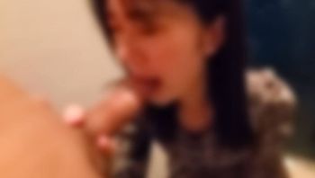 FC2PPV4568272 離家出走少女幫忙打手槍換取一晚住宿 - 私房ACG - sifacg.com