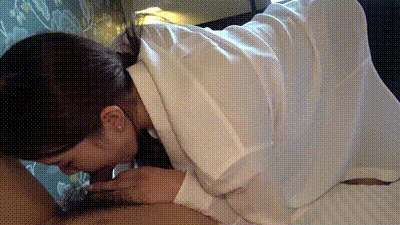 FC2PPV4547494 苗條美女準備找工作 敏感白虎粉穴被男人撫摸淫水直流[Part1] 动图预览 - 私房ACG - sifacg.com