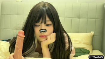 OK繃漂亮學生小穴很癢一邊自慰一邊乞求肉棒抽插 - 私房ACG - sifacg.com