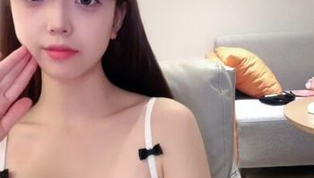 鄰家甜美小嫩妹被口爆吞精 - 私房ACG - sifacg.com