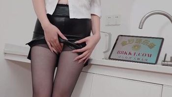 黑絲長腿OL誘惑 誰能抵受得住 - 私房ACG - sifacg.com