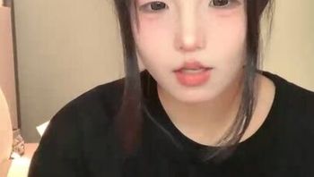 白嫩小姐姐聽從網友指示 口交埋頭苦幹 - 私房ACG - sifacg.com