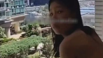 聽話小母狗聽從主人指令 把窗簾打開雙腿分開給對面樓發福利 - 私房ACG - sifacg.com