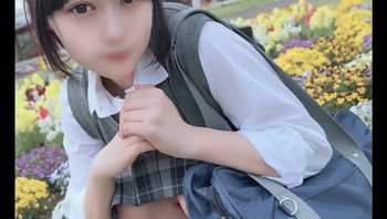 FC2PPV4413648 無垢娃娃臉JK在毛茸茸的小穴裡內射 - 私房ACG - sifacg.com