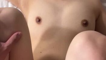 FC2PPV3798312 可愛白晢美少女讓人有戀愛的感覺 連續中出兩回[Part2] - 私房ACG - sifangacg.com