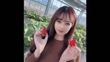 FC2PPV3185924 可愛萌妹草莓園榨取精液配草莓一起吃 連續內射兩回爽不斷 - 私房ACG - sifacg.com