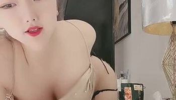 大波肉感主播酒店操逼 一雙大奶不斷搖晃很吸睛 - 私房ACG - sifacg.com