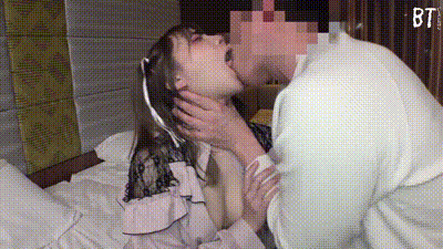 FC2PPV2932490 澀谷車站搭訕可愛美女 和她玩最愛的窒息性愛被操得翻白眼[Part1] 动图预览 - 私房ACG - sifacg.com