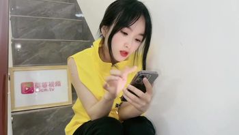 一時興起操了楚楚可憐的女外賣員 - 私房ACG - sifacg.com