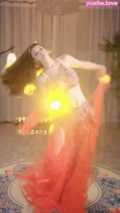 主播陈莫沫吖 | 红色水晶肚皮舞装闪耀流苏魅惑 动图预览 - 私房ACG - sifacg.com