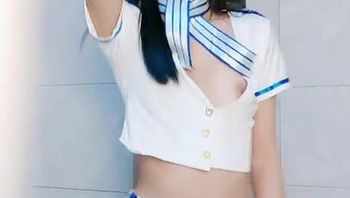 姐姐獨門誘惑 洗澡前先跳跳舞引來老公來操逼 - 私房ACG - sifacg.com