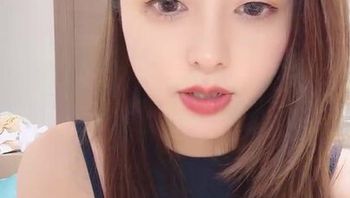 高顏值主播用按摩棒自插白虎穴 網絲引誘炮友後入 - 私房ACG - sifacg.com