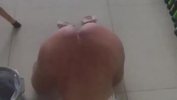 调教SM母狗！！ - 私房ACG - sifacg.com