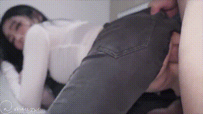 剪破牛仔褲中出極品越南美女 風騷蕩樣非常誘人 动图预览 - 私房ACG - sifacg.com