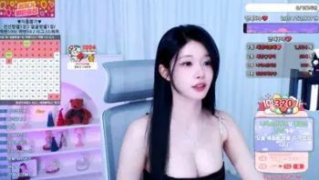 2025-12-15_04-23-24 - wannabe33 - 私房ACG - sifacg.com