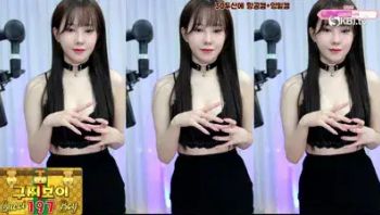 2025-08-01_02-10-02 - youhj323 - 私房ACG - sifacg.com