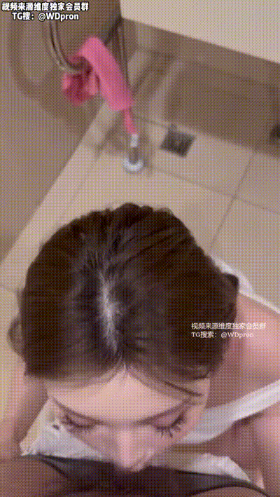 穿著禮服在吸煙室偷偷和男友做愛 动图预览 - 私房ACG - sifangacg.com