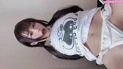 清纯女神福利姬最新订制白丝美足勒逼诱惑 动图预览 - 私房ACG - sifacg.com