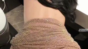 喝多了的性感人妻迷迷糊糊便在洗手間被射了滿屁股都是精液 - 私房ACG - sifacg.com