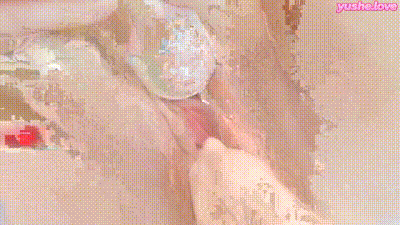 可爱无毛粉嫩萝莉学生肥穴翘臀炮机疯狂抽插自慰真刺激 动图预览 - 私房ACG - sifacg.com