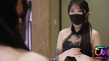 吊帶黑絲情趣內衣的寂寞人妻叫上門按摩 - 私房ACG - sifacg.com