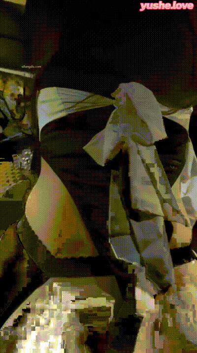 高颜值淫荡美乳网红尤物 超喜欢室外露出的妹子 动图预览 - 私房ACG - sifacg.com