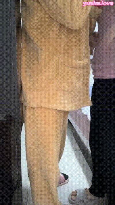 大哥出差后疯狂操嫂子，骚逼被干到喷水求饶，大肉棒每下都顶进子 动图预览 - 私房ACG - sifacg.com