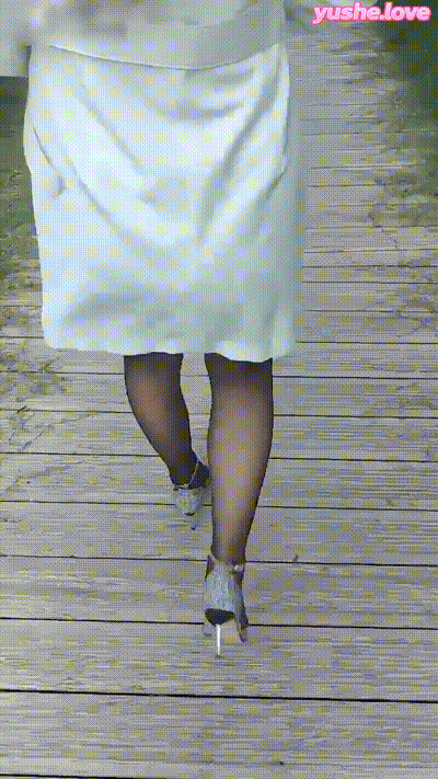 家庭乱伦 户外与嫂子乱伦！操的嫂子淫水直喷！ 动图预览 - 私房ACG - sifangacg.com